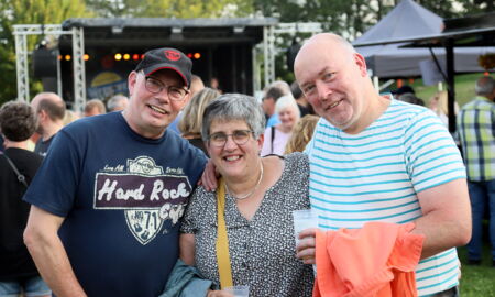 IMG_9910_b.jpg